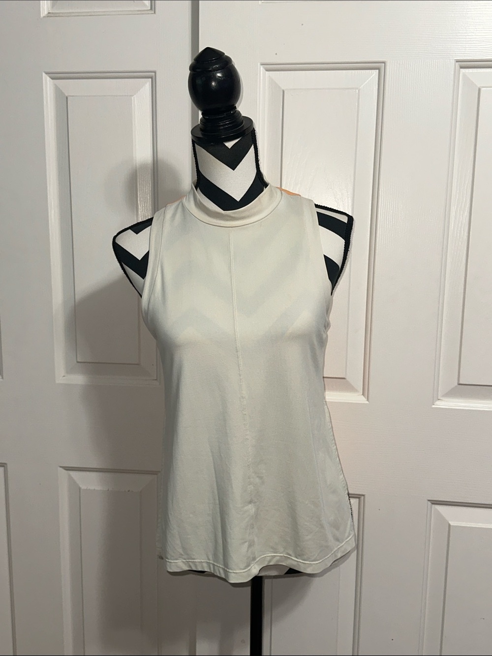 Sorel X Prana Sleeveless High-Neck Split Side Women's Tank Top